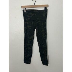 Spanx Green Camo Leggings Size Medium